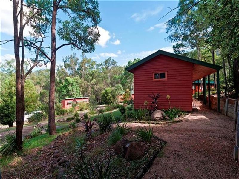 4 Warrego Highway, Withcott QLD 4352