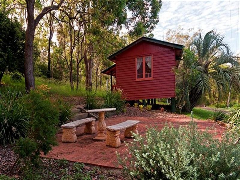 4 Warrego Highway, Withcott QLD 4352