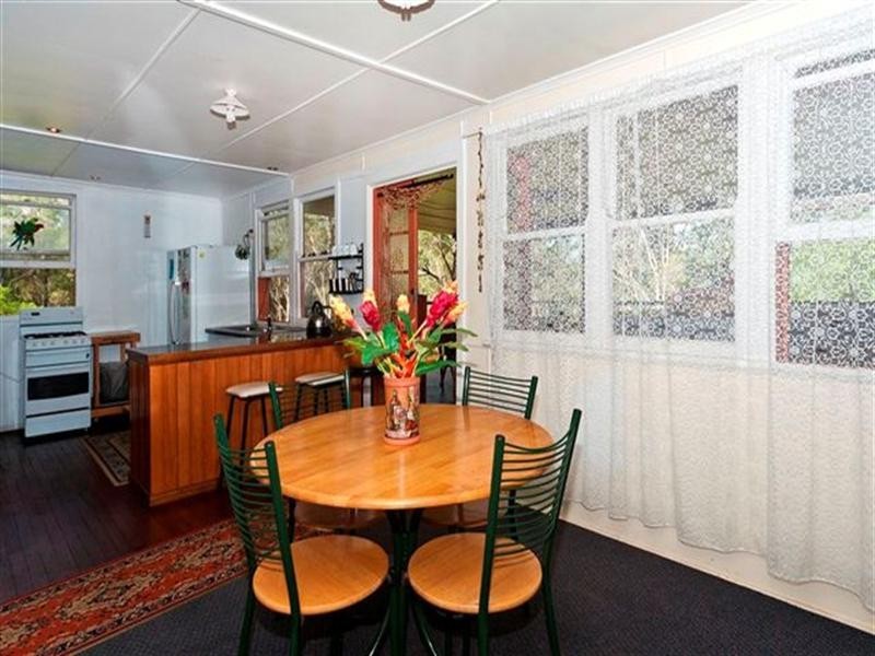 4 Warrego Highway, Withcott QLD 4352