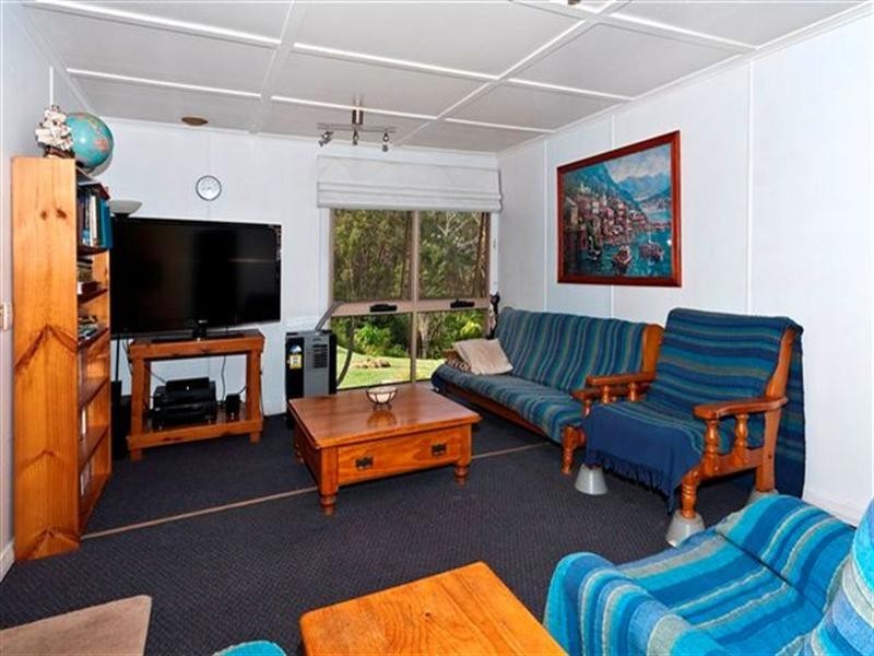 4 Warrego Highway, Withcott QLD 4352