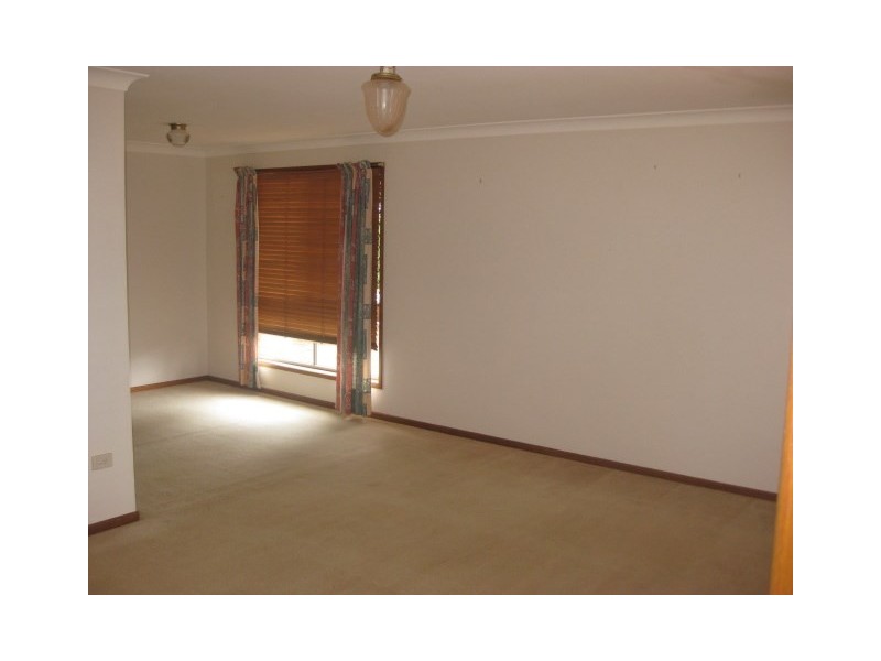 41 Broadfoot Street, Kearneys Spring QLD 4350