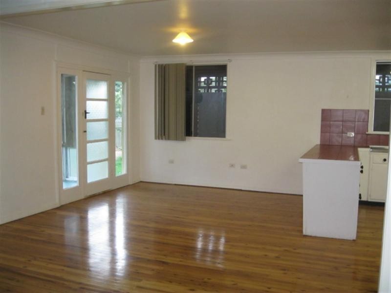 21 Payne Street, Wilsonton QLD 4350