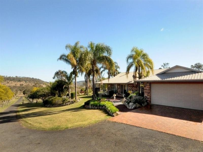 124 Boundary Street (Off Ganzer Road), Cranley QLD 4350