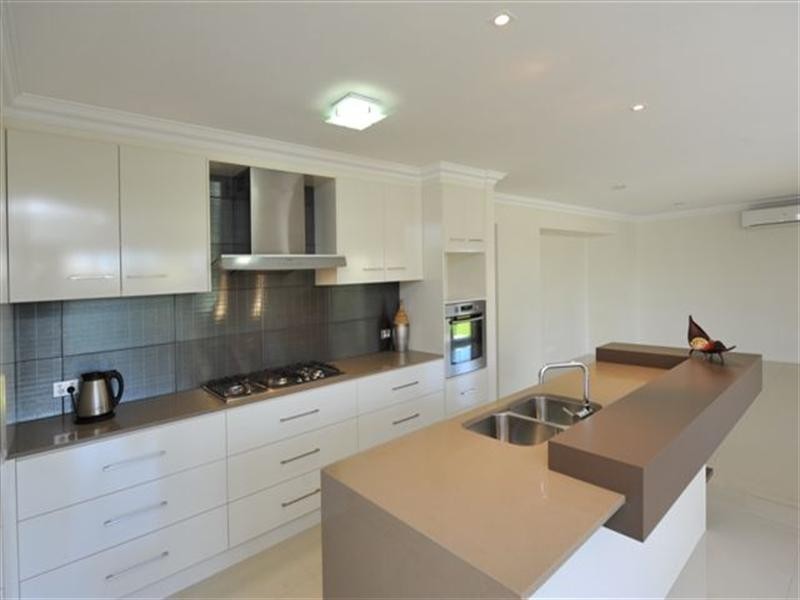 19 Stedman Street, Middle Ridge QLD 4350