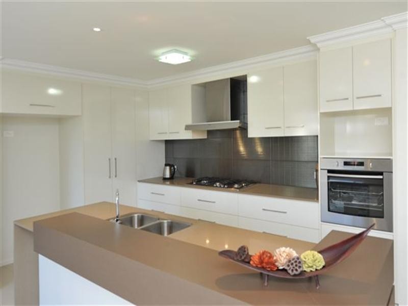 19 Stedman Street, Middle Ridge QLD 4350