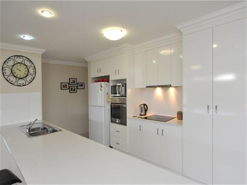 60 Parkridge Drive, Withcott QLD 4352