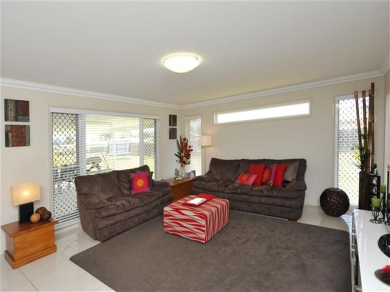 60 Parkridge Drive, Withcott QLD 4352