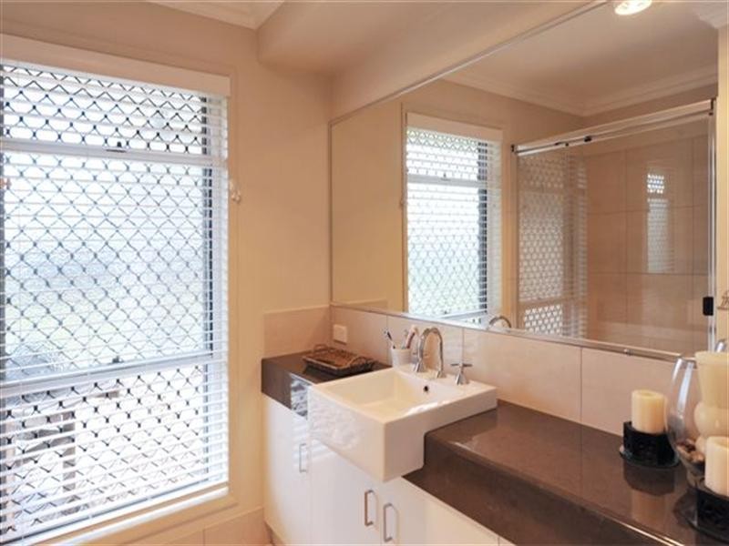 60 Parkridge Drive, Withcott QLD 4352