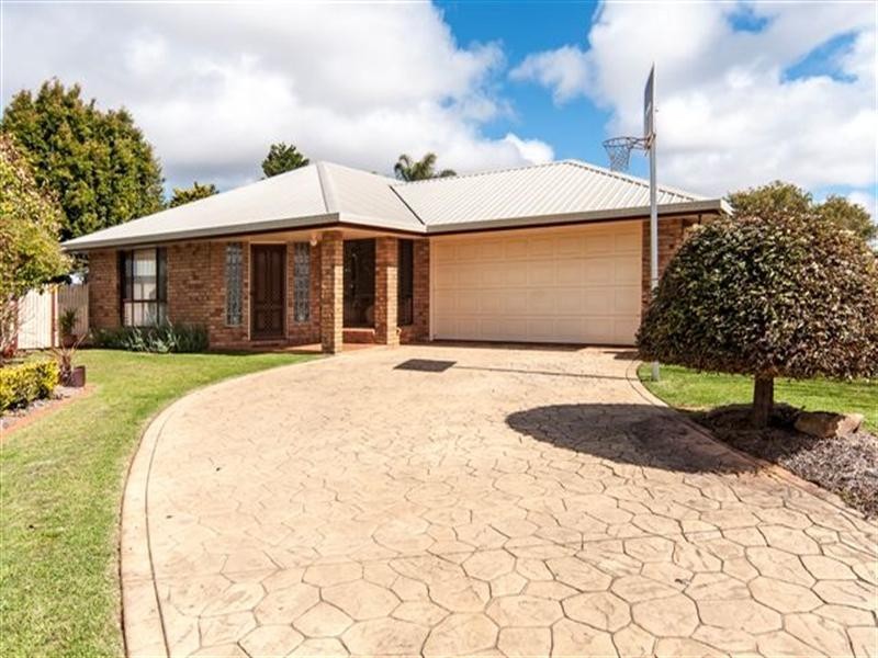 19 Falconer Court, Rangeville QLD 4350