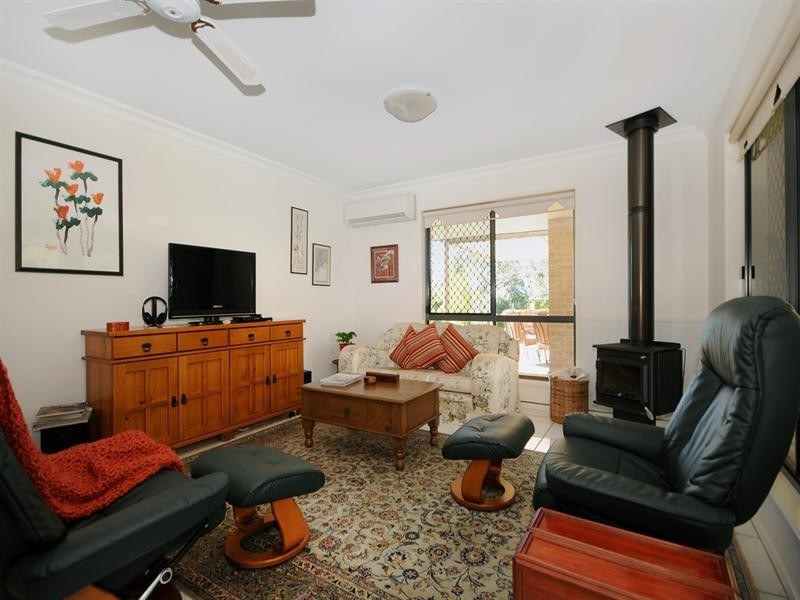 16 Holly Avenue, Highfields QLD 4352
