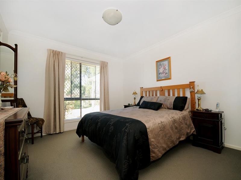 16 Holly Avenue, Highfields QLD 4352