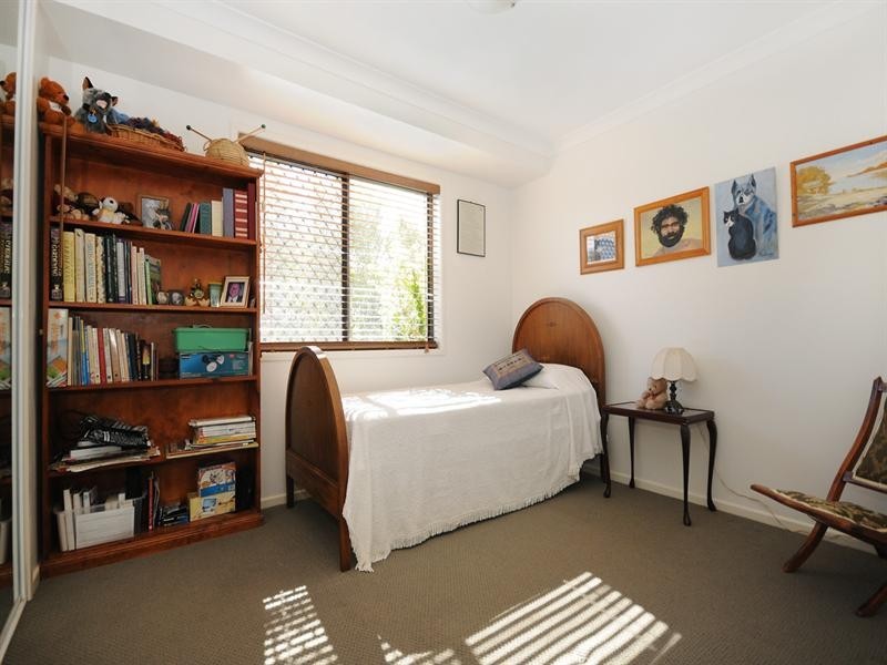 16 Holly Avenue, Highfields QLD 4352