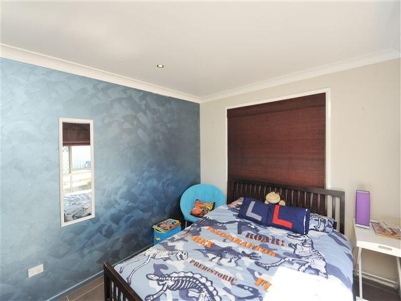 22 Schloss Court, Westbrook QLD 4350