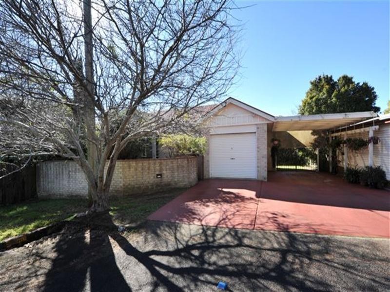 1A St Louis Street, East Toowoomba QLD 4350