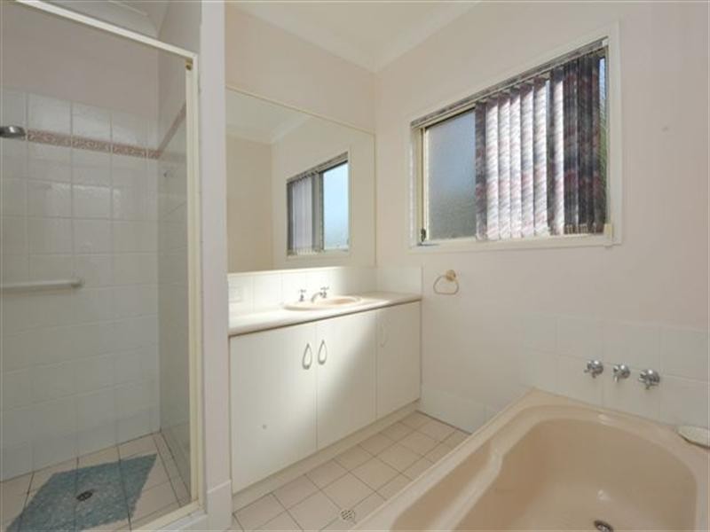 1A St Louis Street, East Toowoomba QLD 4350