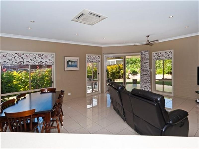 10 Purnawilla Court, Middle Ridge QLD 4350