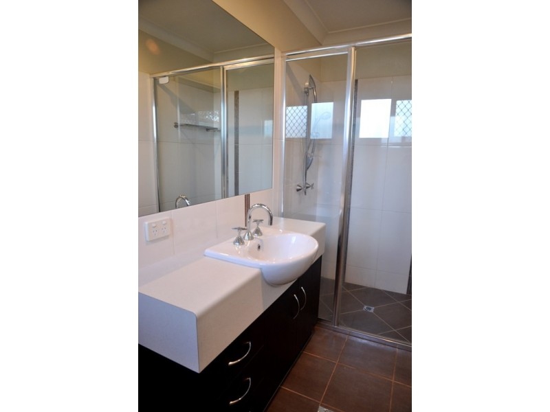 1/38 Paradise Street, Harristown QLD 4350