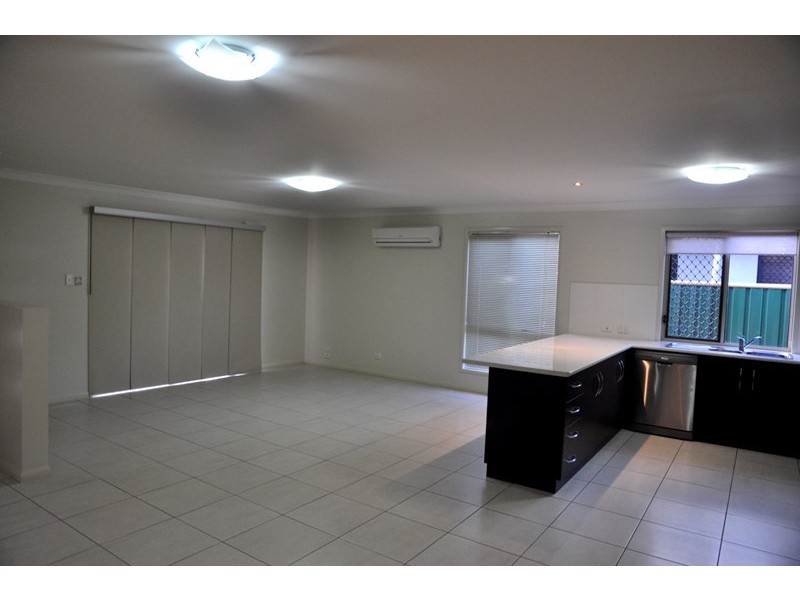 1/38 Paradise Street, Harristown QLD 4350