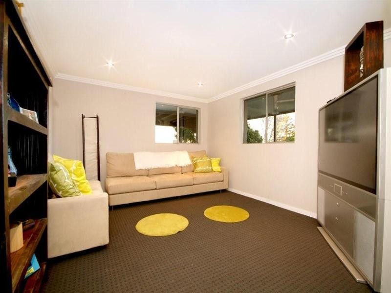 12 Rodway Crescent, Rangeville QLD 4350