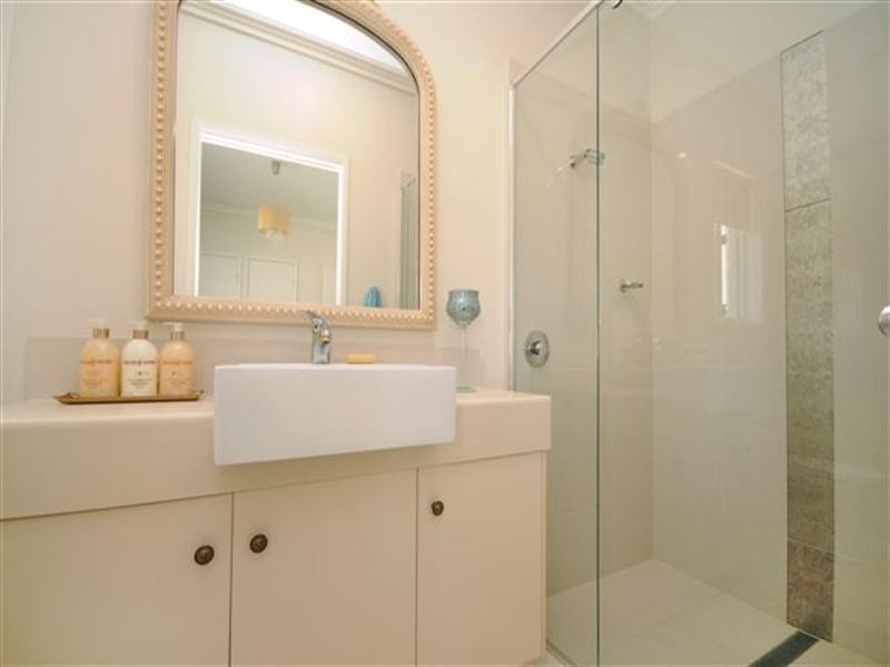 18 Colman Drive, Middle Ridge QLD 4350