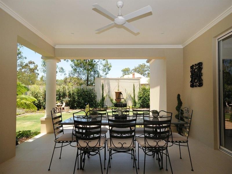 18 Colman Drive, Middle Ridge QLD 4350