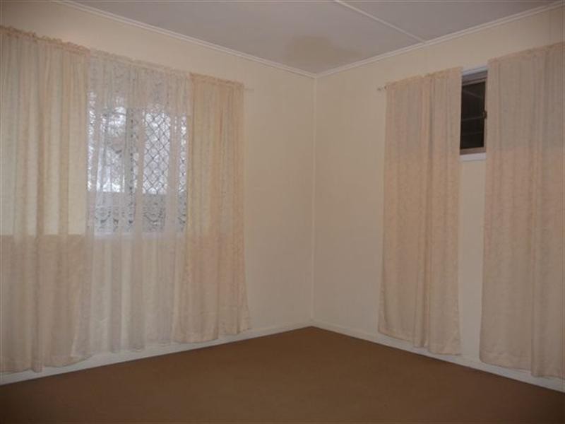 5 Berghofer Street, Rockville QLD 4350