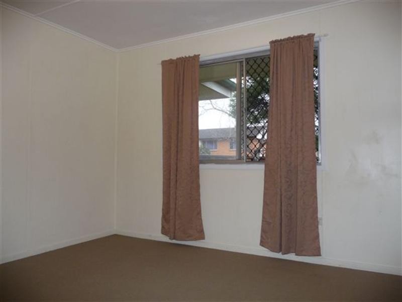 5 Berghofer Street, Rockville QLD 4350