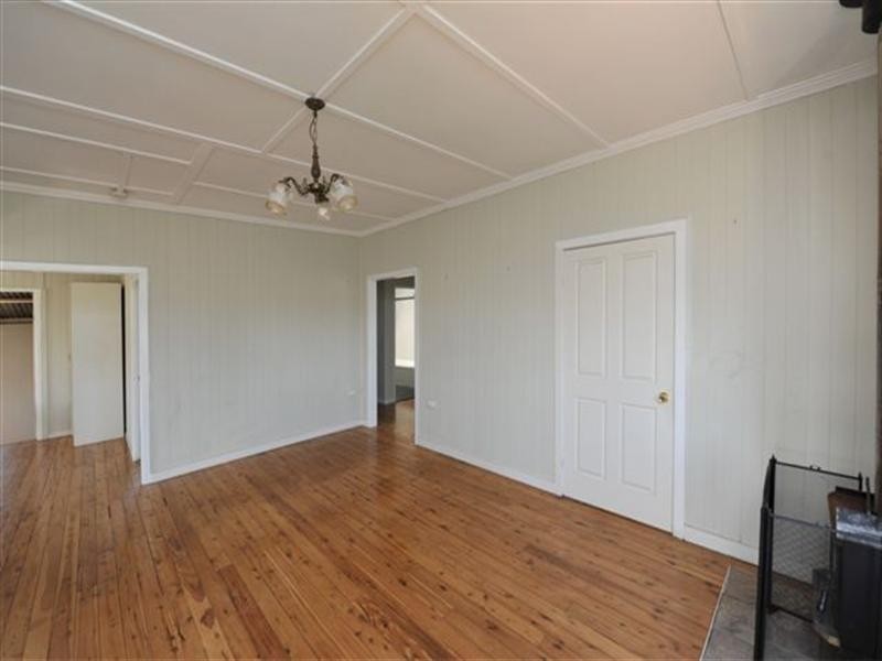 2 Andrews Street, North Toowoomba QLD 4350