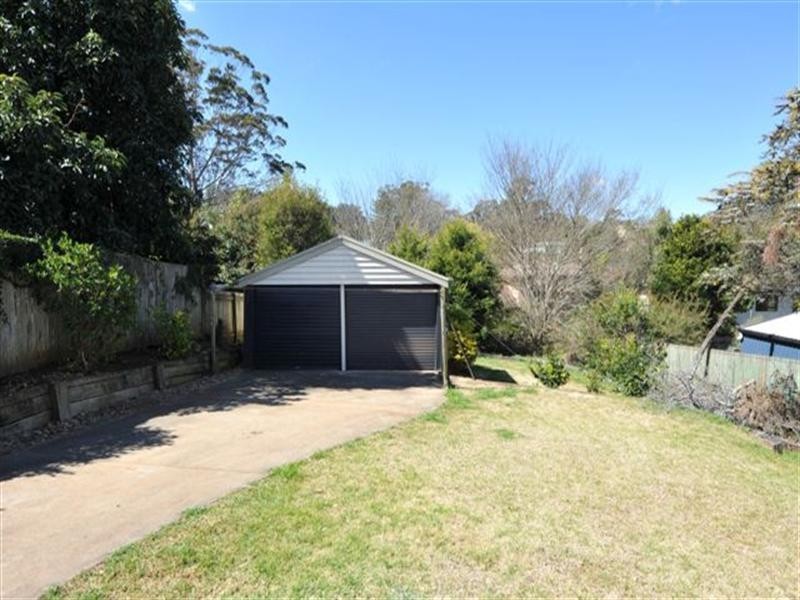 2 Andrews Street, North Toowoomba QLD 4350