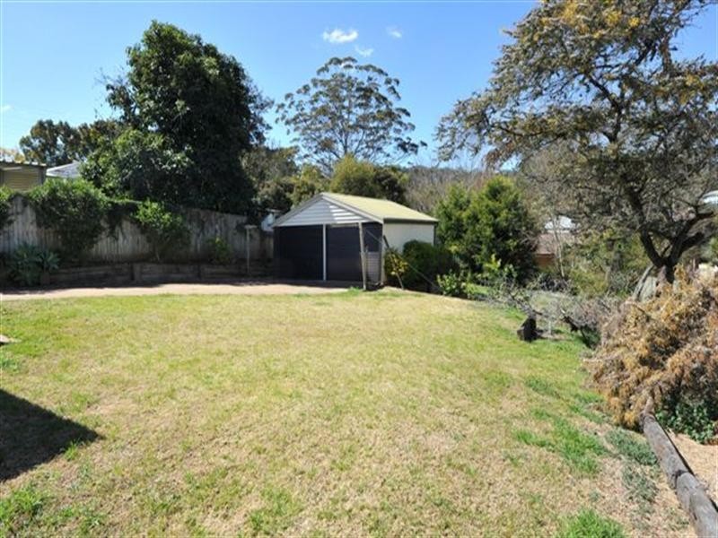 2 Andrews Street, North Toowoomba QLD 4350