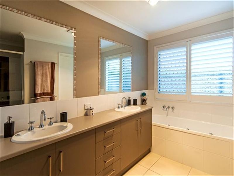 7 Jacquelyn Street, Highfields QLD 4352