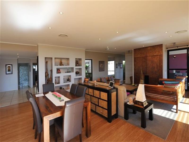 25 Ethan Street, Middle Ridge QLD 4350