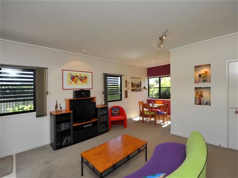 25 Ethan Street, Middle Ridge QLD 4350