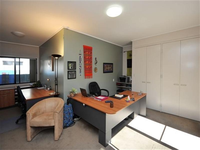 25 Ethan Street, Middle Ridge QLD 4350