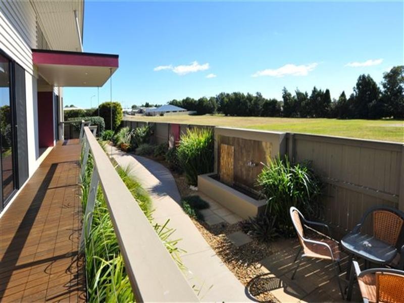 25 Ethan Street, Middle Ridge QLD 4350
