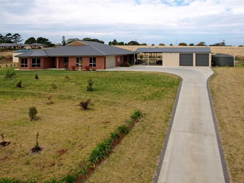 3 Horizon Court, Highfields QLD 4352