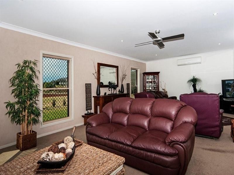 3 Horizon Court, Highfields QLD 4352