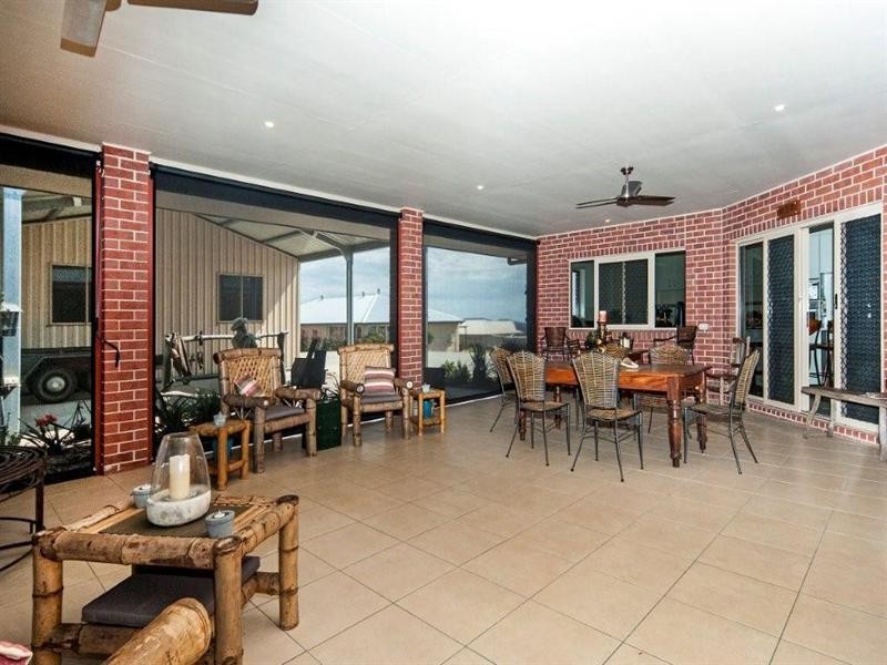 3 Horizon Court, Highfields QLD 4352