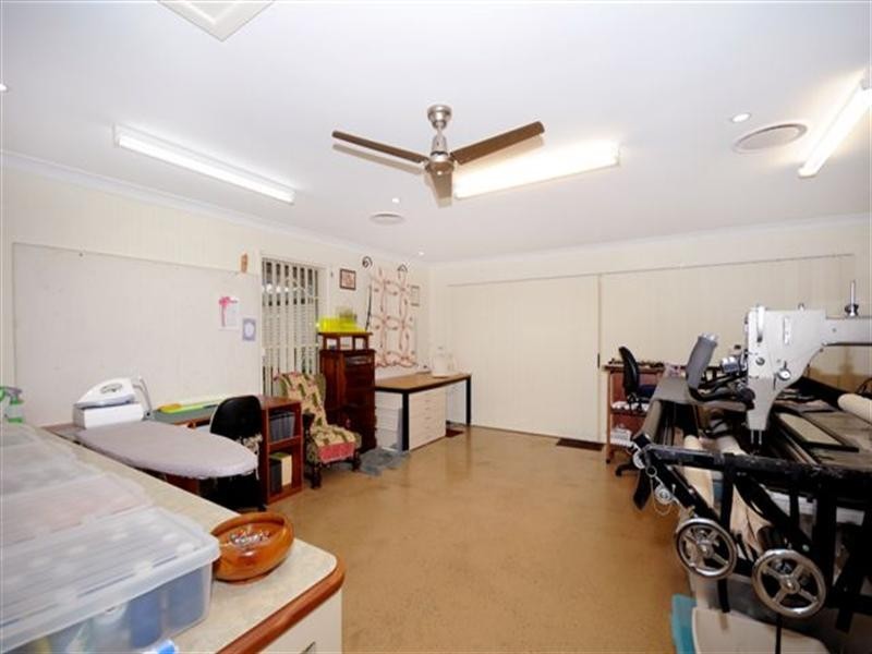1 Kimdon Crescent, Highfields QLD 4352