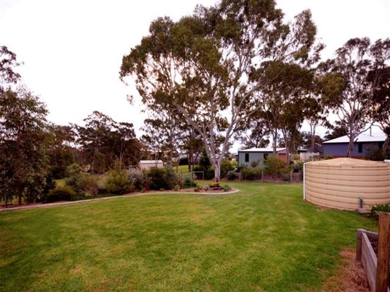 1 Kimdon Crescent, Highfields QLD 4352
