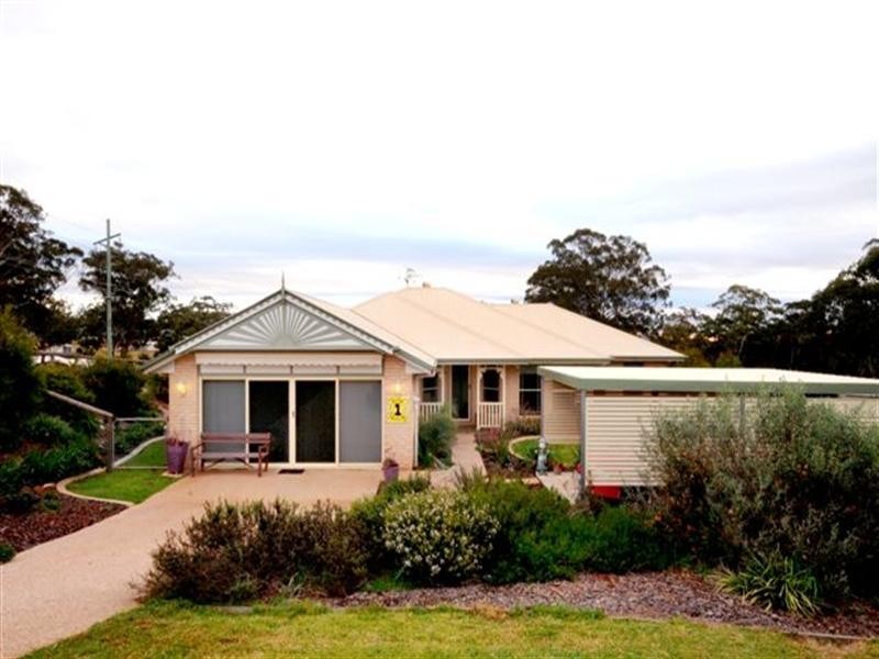 1 Kimdon Crescent, Highfields QLD 4352