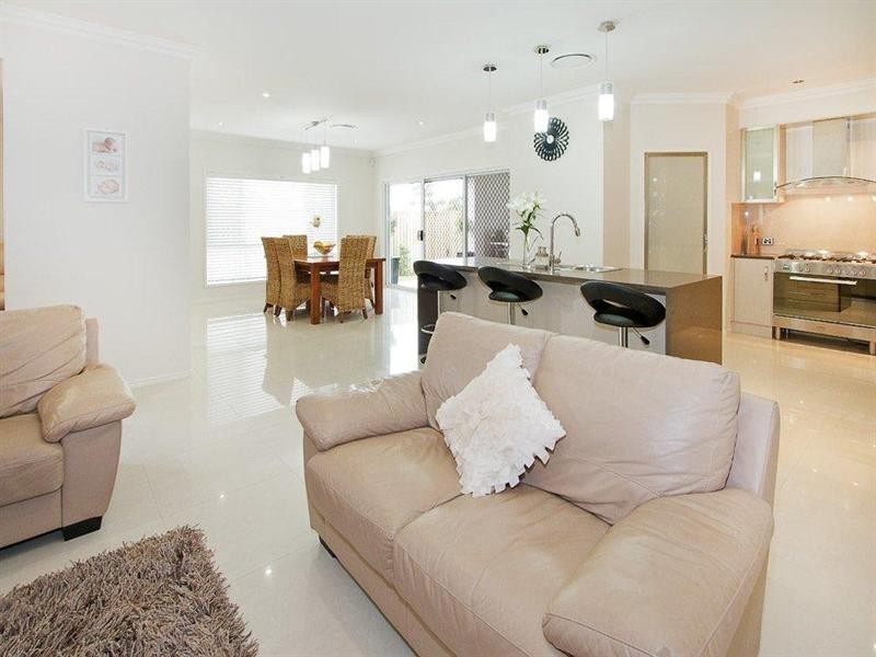 33 Currawong Drive, Highfields QLD 4352