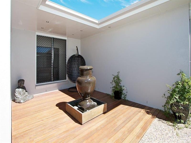 33 Currawong Drive, Highfields QLD 4352