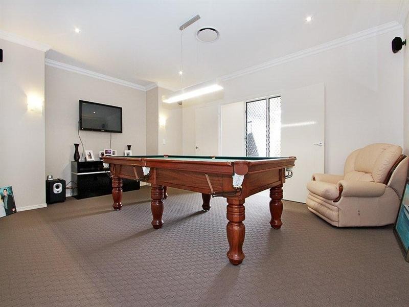 33 Currawong Drive, Highfields QLD 4352