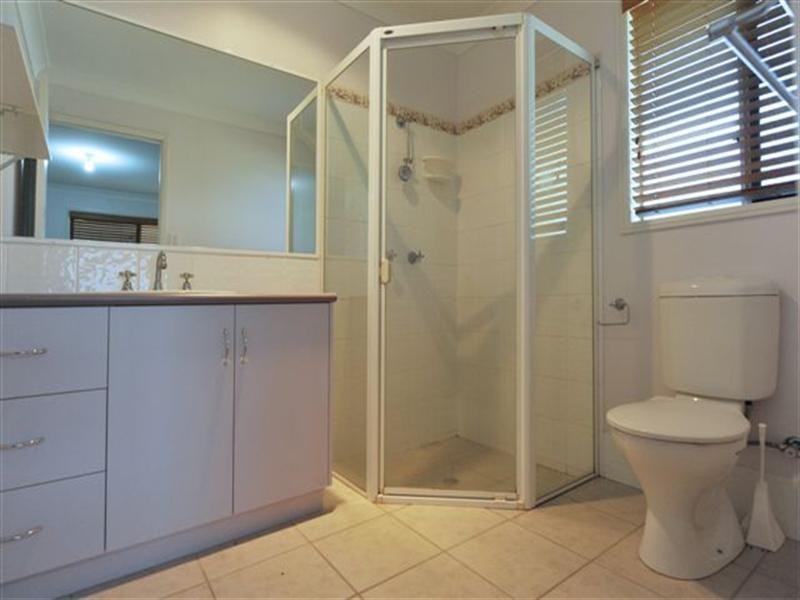 22 King Street, Kingsthorpe QLD 4400