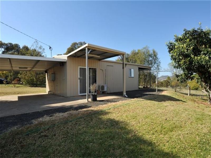 22 King Street, Kingsthorpe QLD 4400