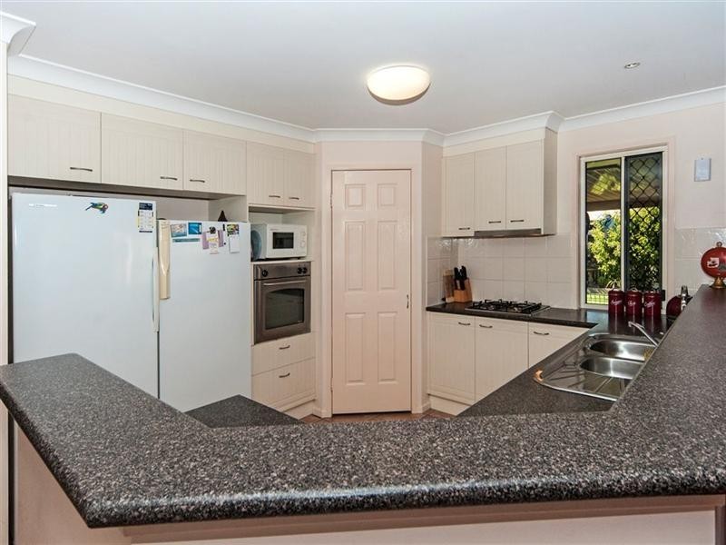 11 Cecil Crescent, Highfields QLD 4352