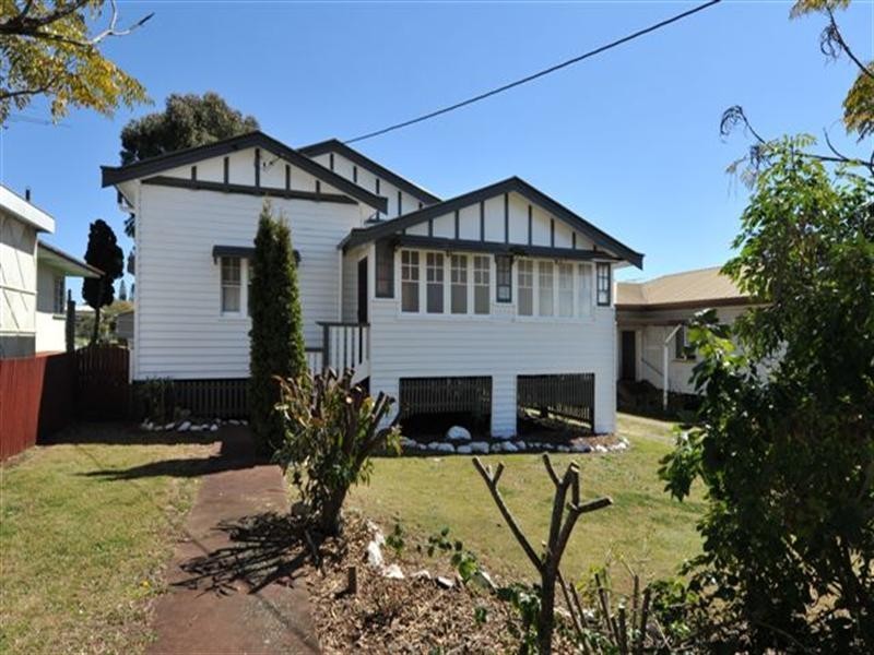 3 Second Avenue, Harristown QLD 4350