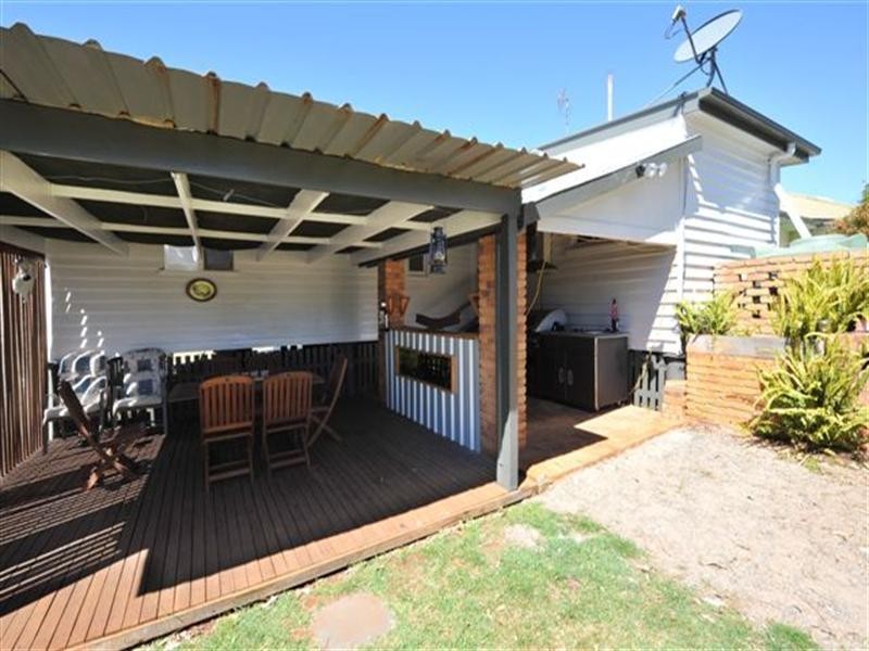 3 Second Avenue, Harristown QLD 4350