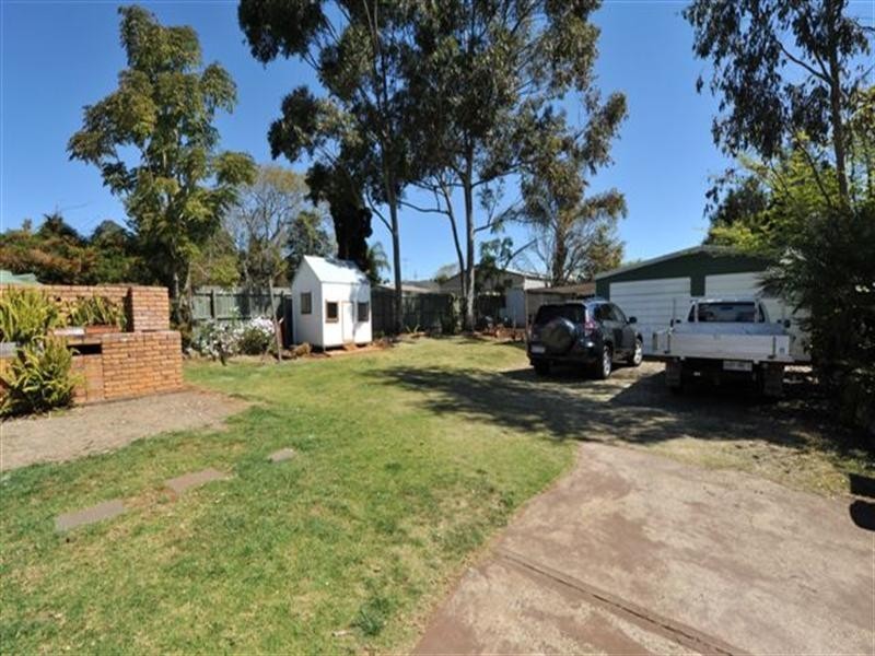 3 Second Avenue, Harristown QLD 4350